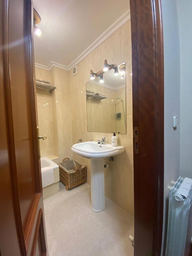 Estudio Plaza Eliptica B&B Vigo Eksteriør bilde